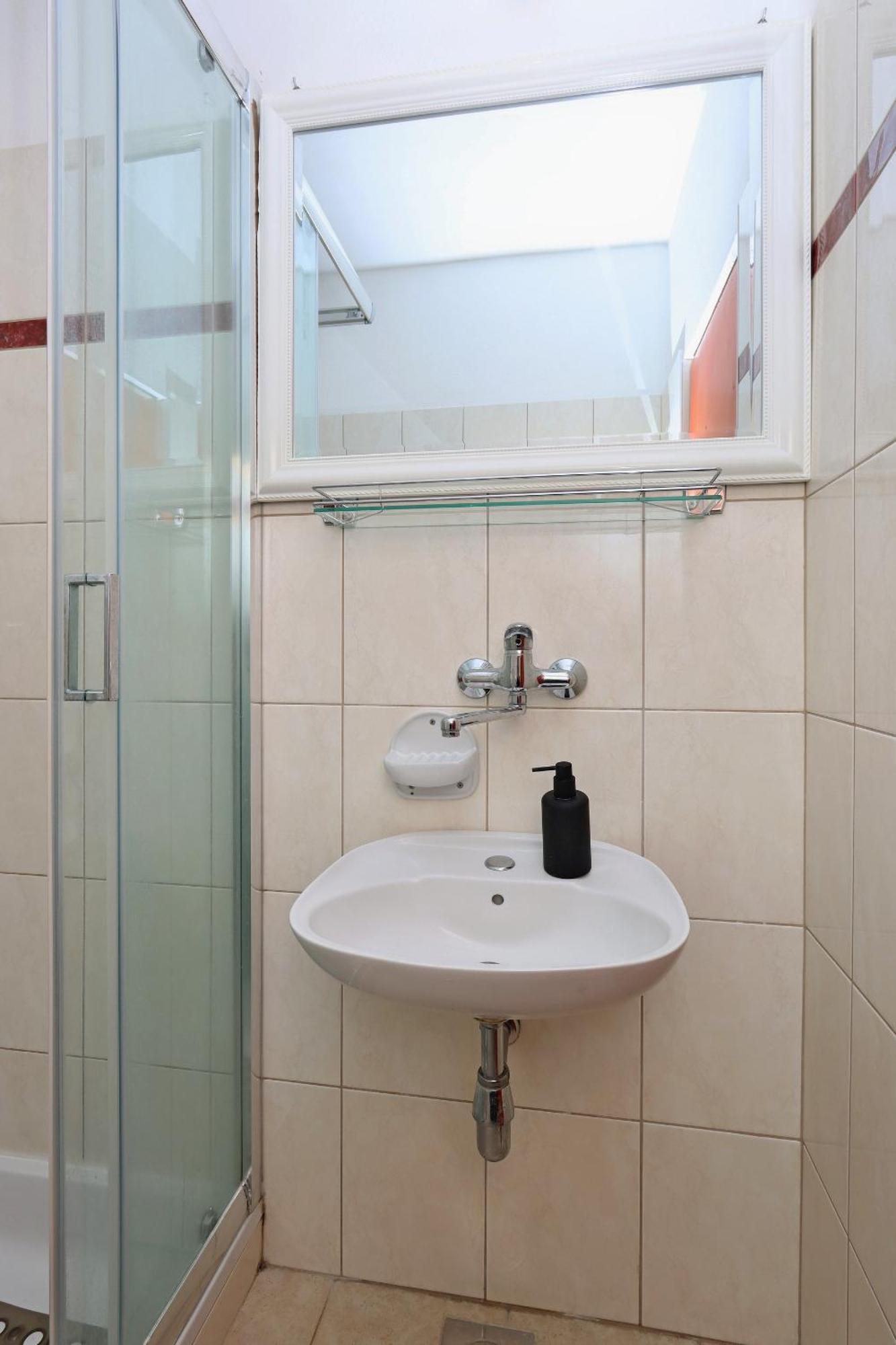 Apartments With A Parking Space Pag - 18345 Pag Town Chambre photo